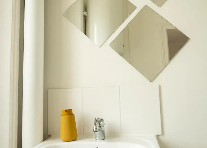 L'oasis - T2 Ambiance Cactus Et Confort Moderne *